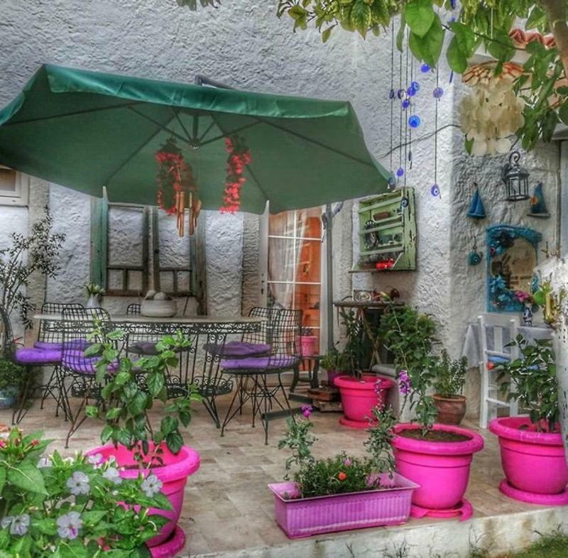 Umit Ev Hotel Alacati Exterior photo